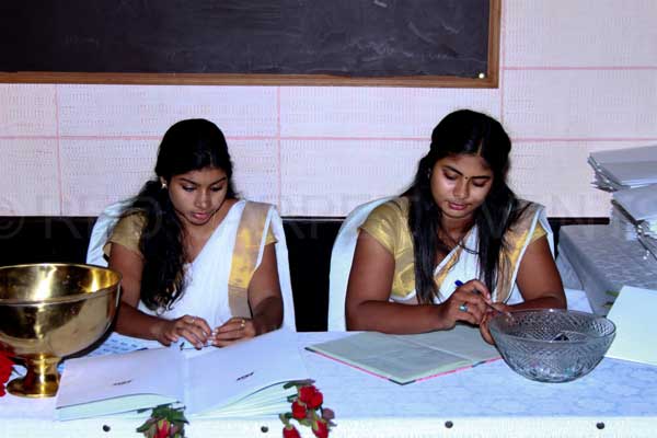 Reception Girls in kerala saree 
