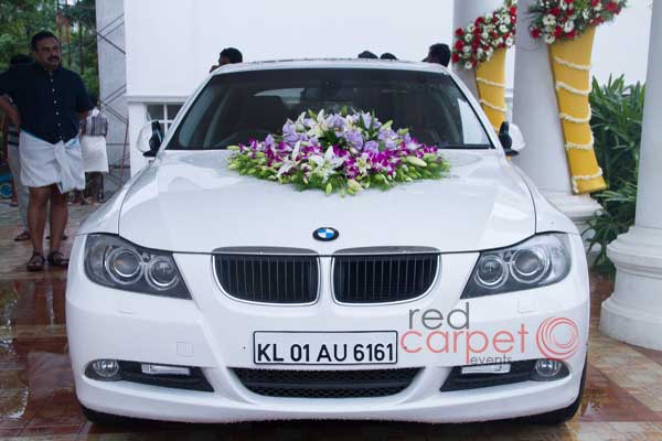 luxury car for rent BMW 