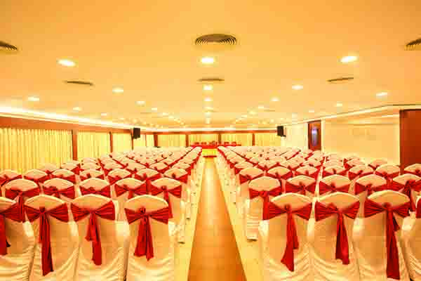 Cochin Palace facilities: 