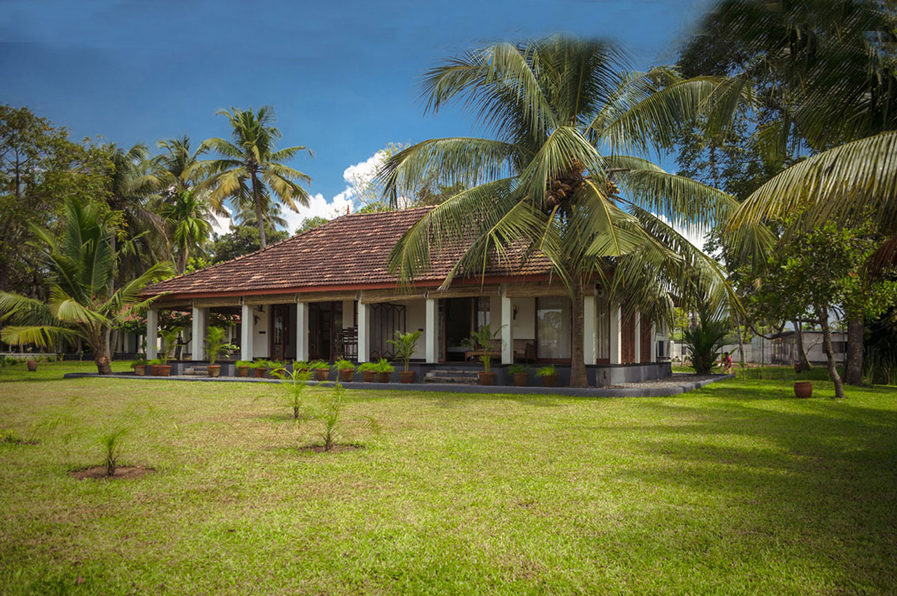 Baymaas Lake House|Panangad kochi. destination venue Non Ac       Outdoor district 