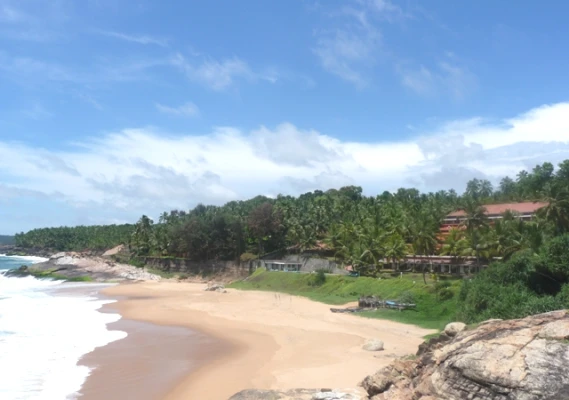 1 Best Venues Available at Mulloor