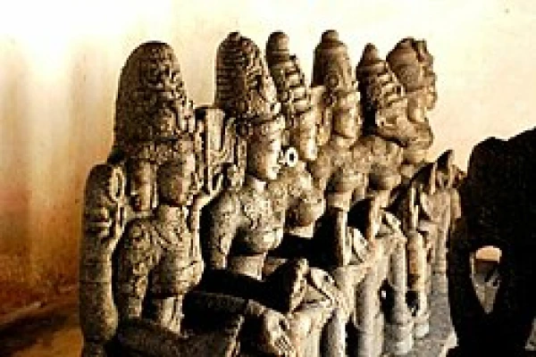 0 Best Venues Available at Niranam